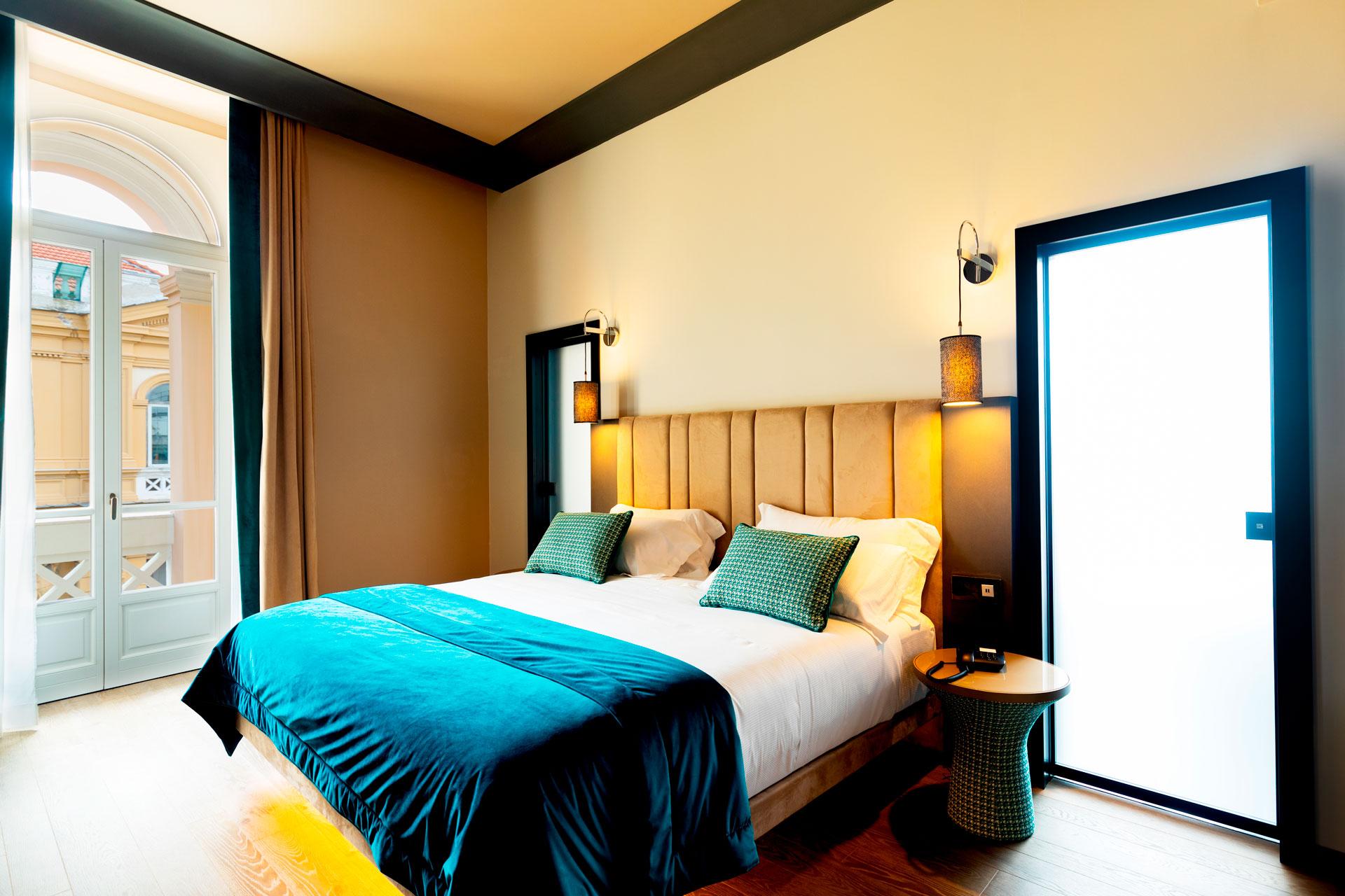Amadomus Luxury Suites Neapol Zewnętrze zdjęcie